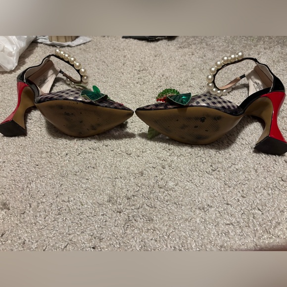 Betsey Johnson Vivviann Gingham Watermelon Pearl Ankle Strap Pumps Heels Size 8 - Picture 10 of 10